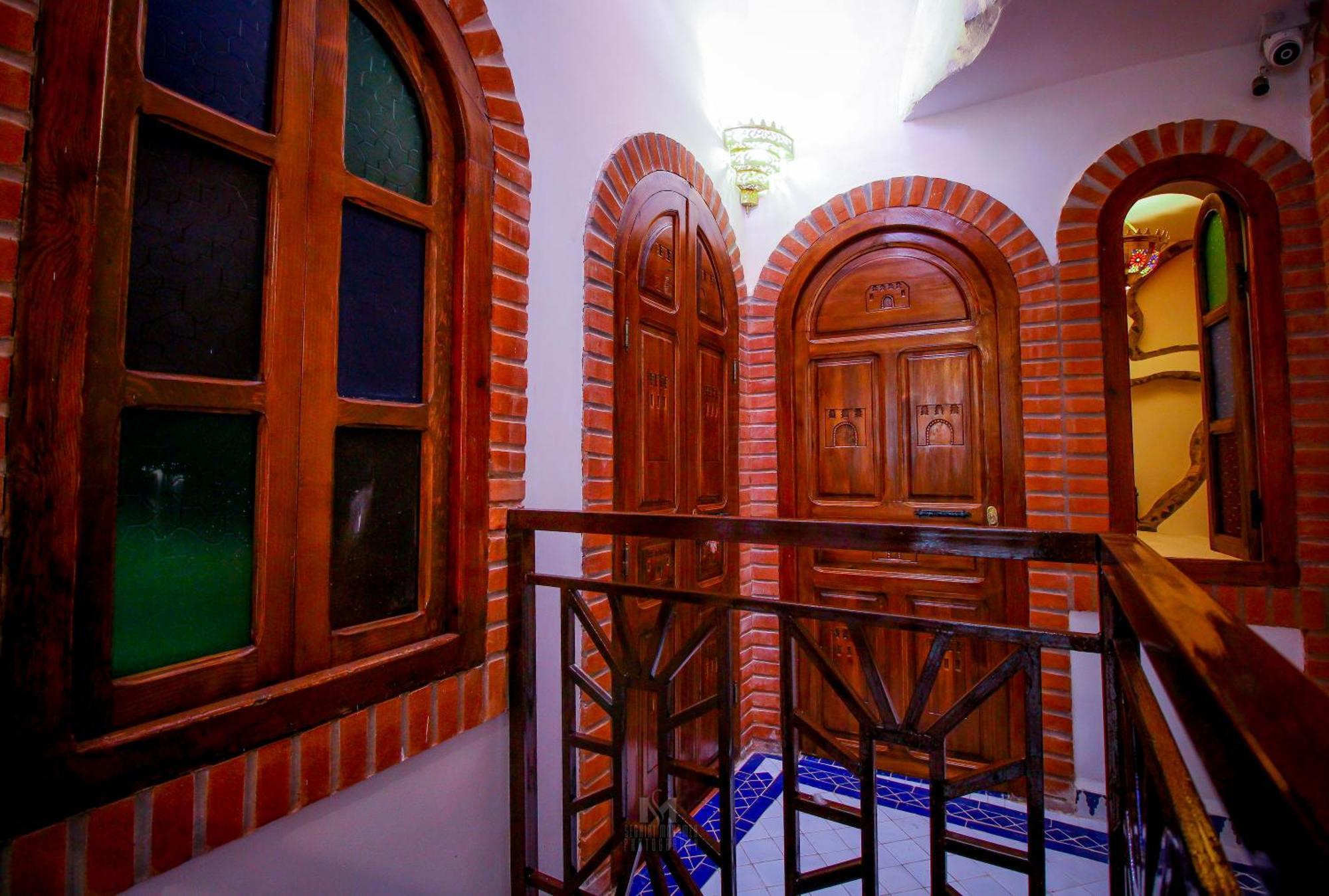 Отель Riad Bab Mahruk Шефшауэн Экстерьер фото
